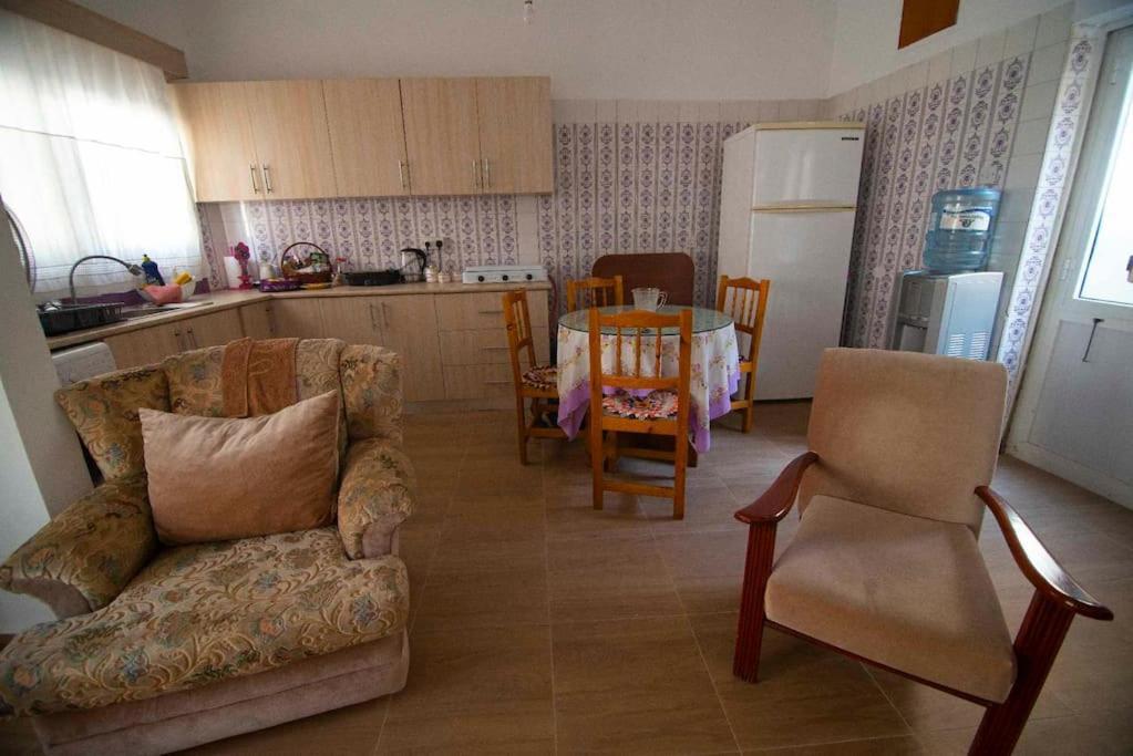 Arsinoe Guest House Фамагуста Экстерьер фото